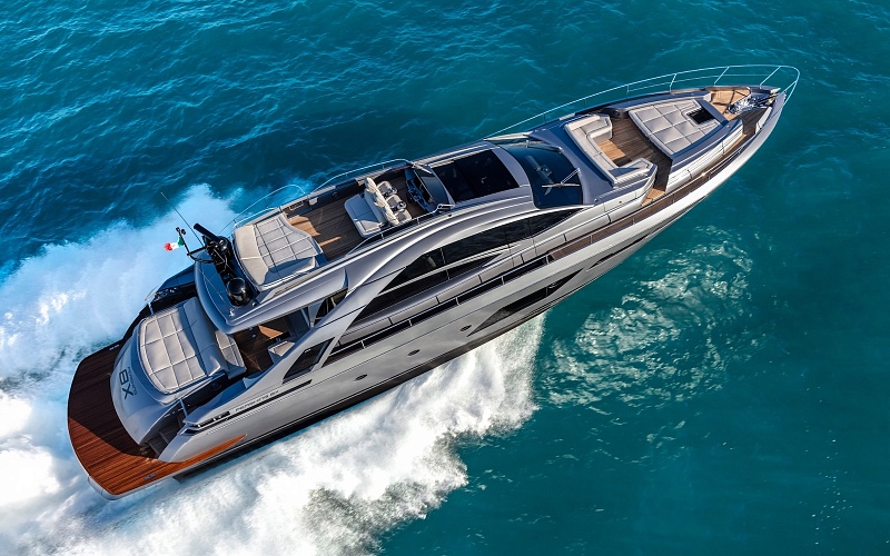 Pershing 8X